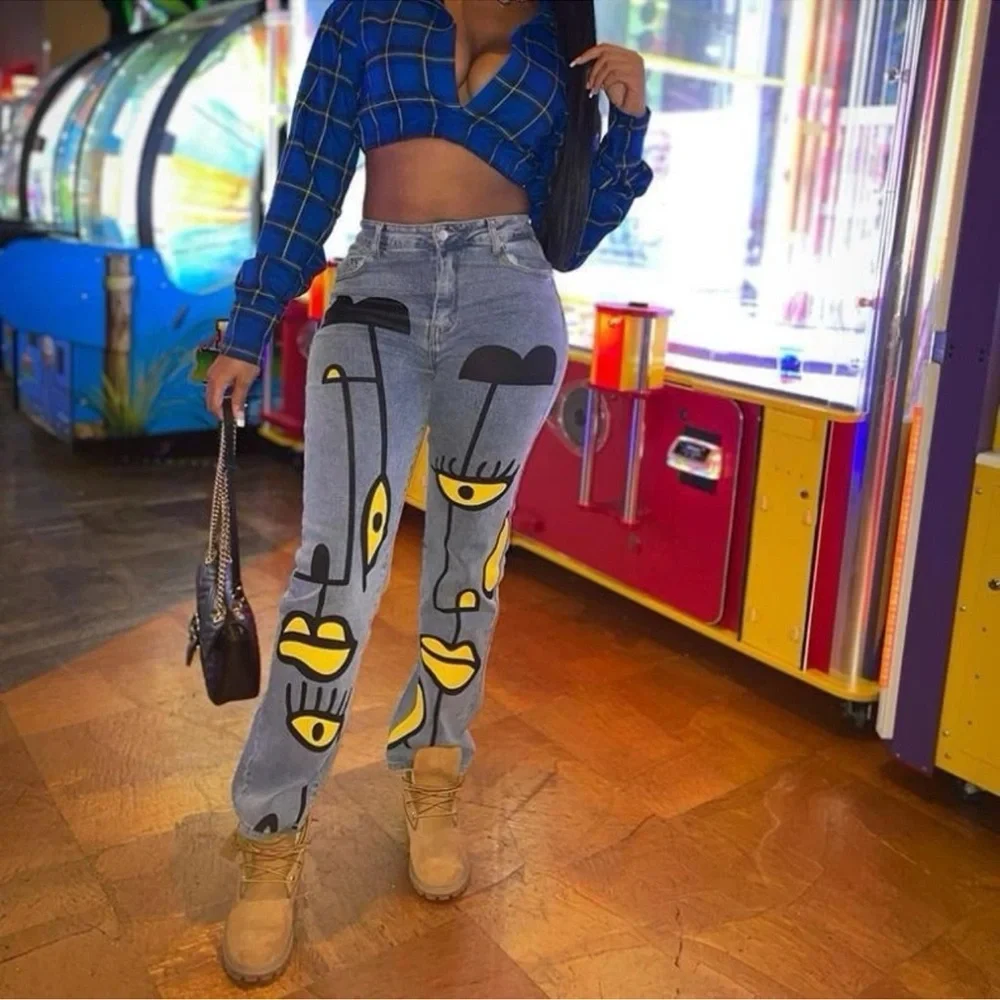 Akira | High Waist Eyes On Me Graphic Jeans Size 25 Blue Denim Straight Leg